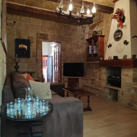 Central 2 Bedroom In Appartement La Valette