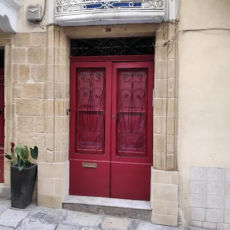 Appartement Central 2 Bedroom In La Valette