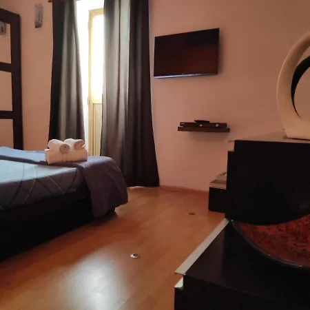 Appartement Central 2 Bedroom In La Valette